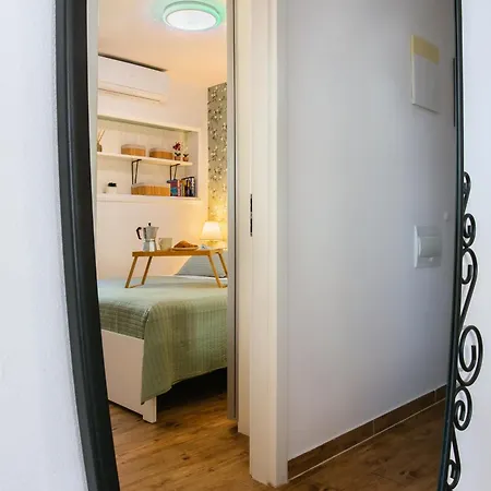 アパート Firule Apartment-two Bedroom Urban Chic-prime Location-walk To Beach-free Parking *